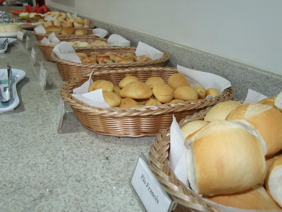 Morrinhos  Beira Lago Palace Hotel מראה חיצוני תמונה