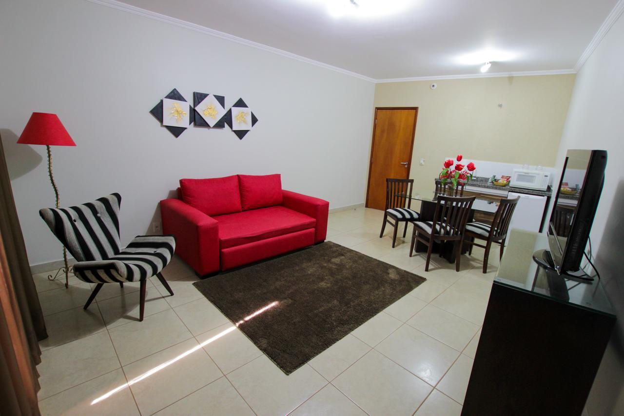 Morrinhos  Beira Lago Palace Hotel מראה חיצוני תמונה